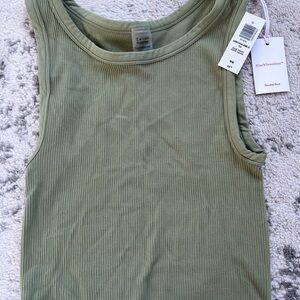 Aritzia Sunday Best Women's Green Tank Top